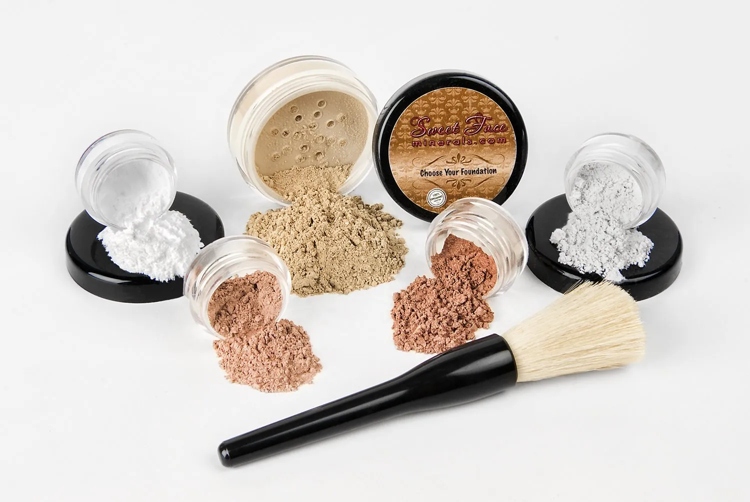 6PC Makeup Kit with Brush (Beige), All-Natural Loose Powder, Includes Lightweight Matte Foundation, Blush, Radiant Bronzer, Translucent Primer & Finishing Powder