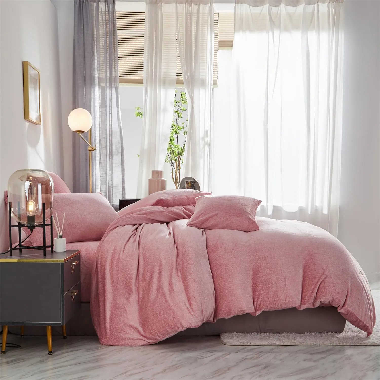 Fluffy Velvet Duvet Cover Set Blush Pink King Size Winter Soft Warm Flannel Comforter Cover Baby Pink 104" x 90" Luxury Cozy Plush Fleece Reversible Bedding Duvet Cover Set Pale Pink