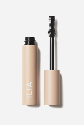 Fullest volumizing mascara
