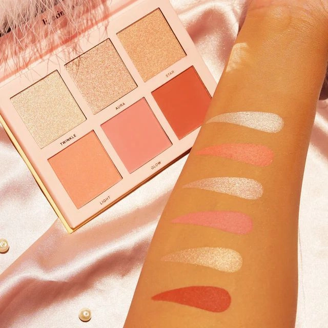 Kara Lighting Hour Blush & Highlight Palette
