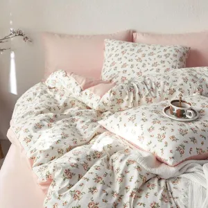 Wake In Cloud - Floral Comforter Set, Coquette Cottagecore Aesthetic Flower Shabby Chic Pattern for Women Teen Girls, Soft Lightweight Bedding, 3 Pieces, Peach Blush, Queen Size